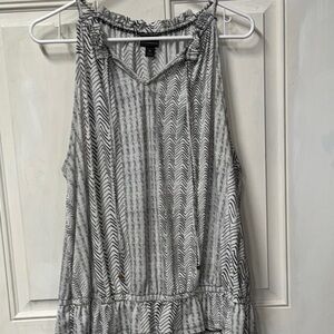 Worthington Black and White Chevron Tank Top